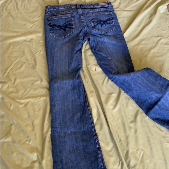 Jeans - Picture 2 of 2